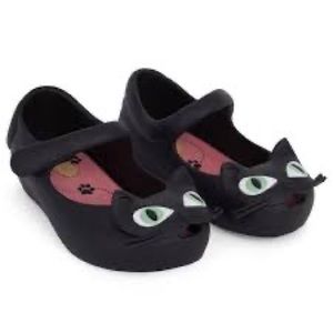 MINI MELISSA BLACK CAT SHOES in good used condition - size 9